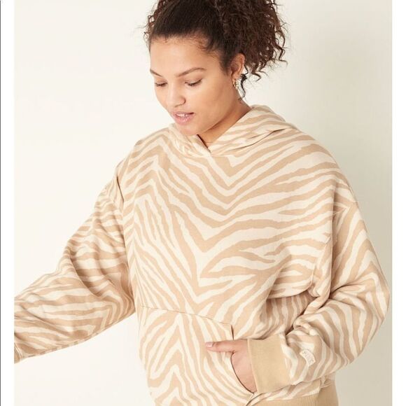 Victoria’s Secret Pink Pullover Sweatshirt zebra - Picture 9 of 14